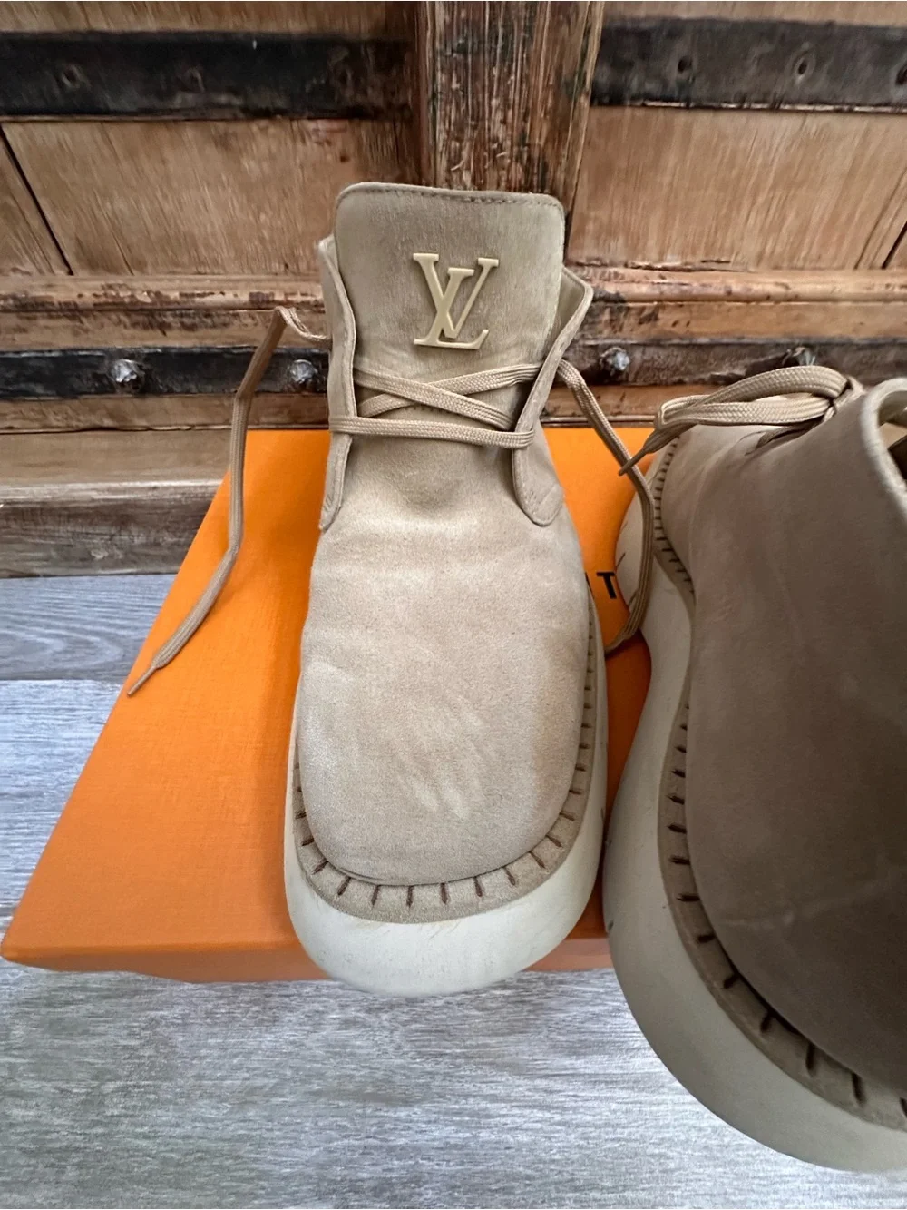 Louis Vuitton stylish louis
